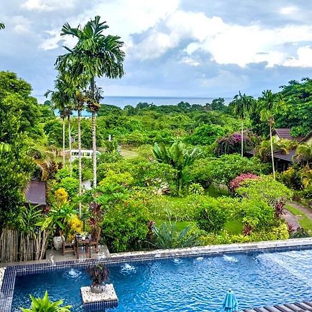 Atmaland Resort Kep Bagian luar foto