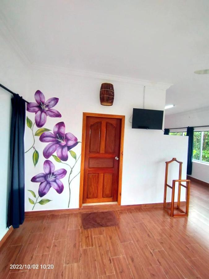 Atmaland Resort Kep Bagian luar foto