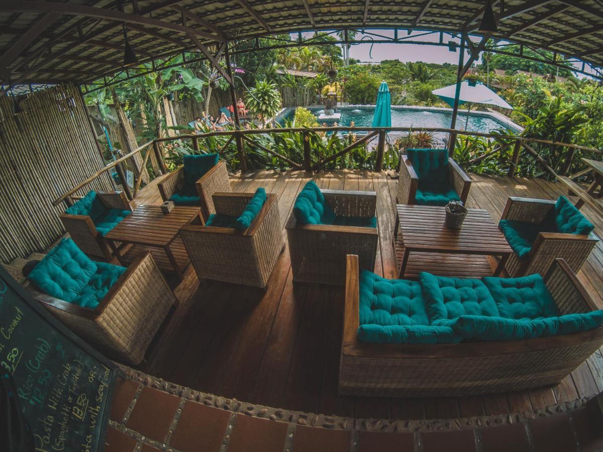 Atmaland Resort Kep Bagian luar foto