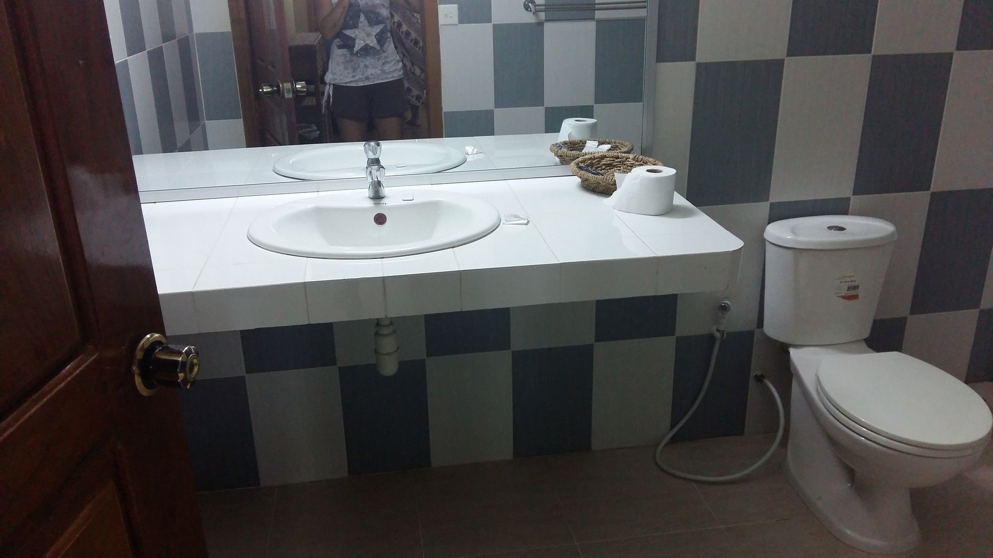 Atmaland Resort Kep Bagian luar foto