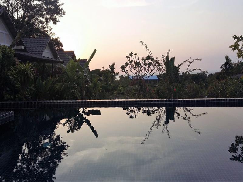 Atmaland Resort Kep Bagian luar foto
